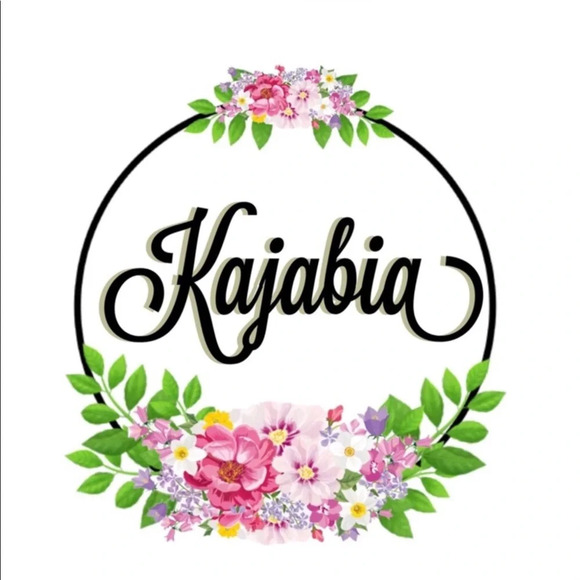 WELCOME TO MY CLOSET☺️ - Picture 2 of 11